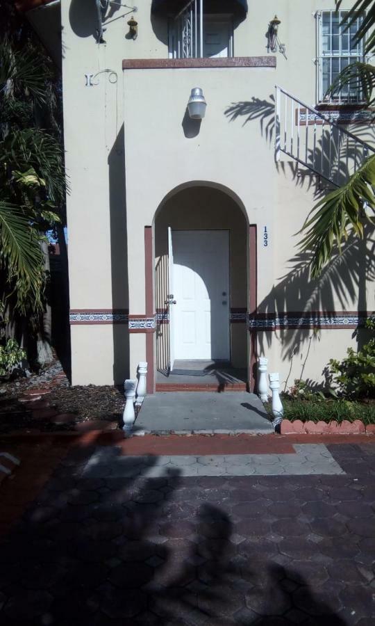 Hostel Brazilian Miami Exterior photo